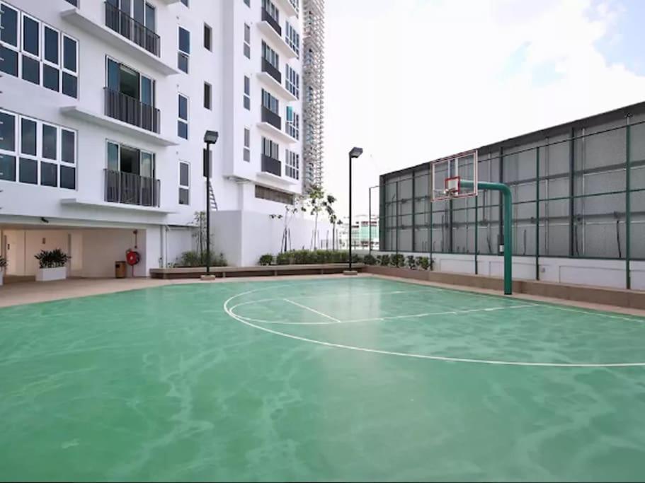 Verve Suites Kl South Kuala Lumpur Esterno foto